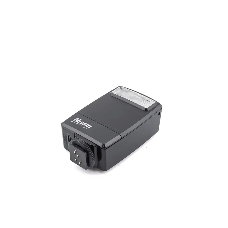 Nissin Di28 Speedlite