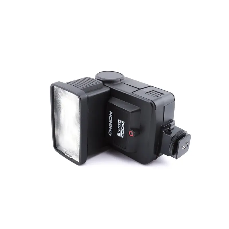 Chinon S-250 Zoom