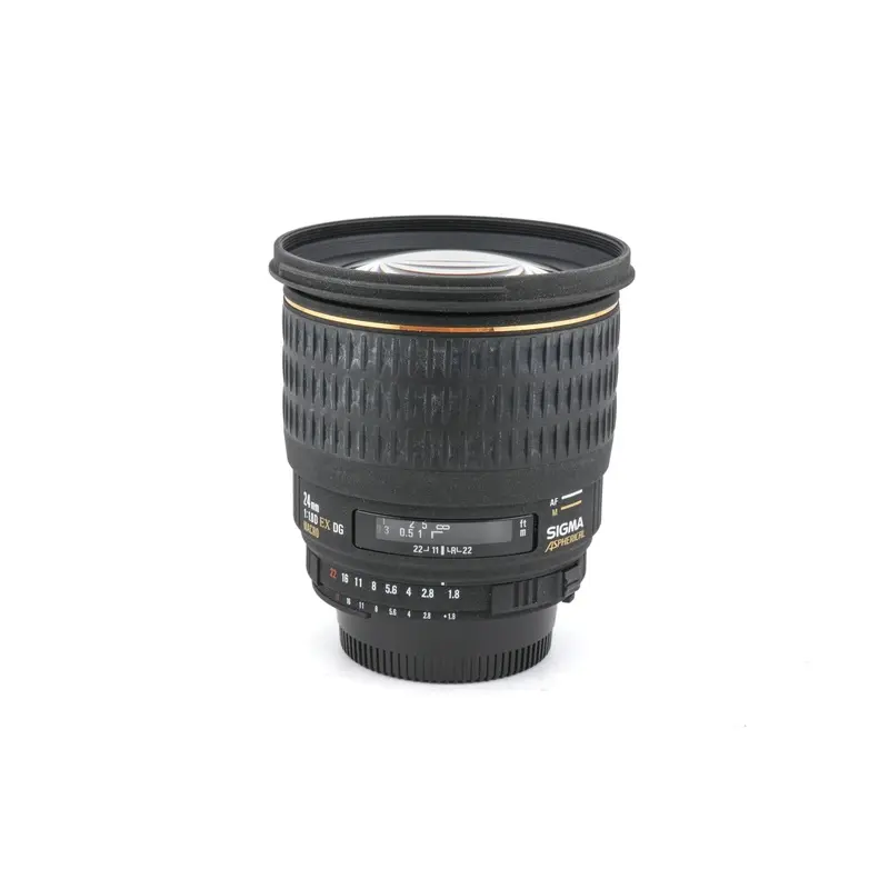 Sigma 24mm f1.8 Macro Aspherical D EX DG