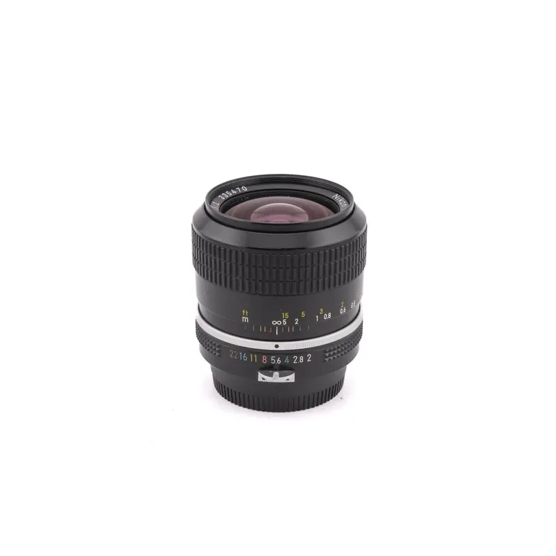 Nikon 28mm f2 Nikkor K