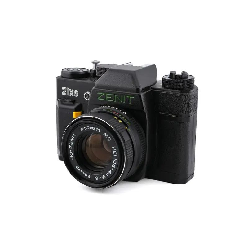 Zenit 21XS + 58mm f2 Helios-44M-6 MC