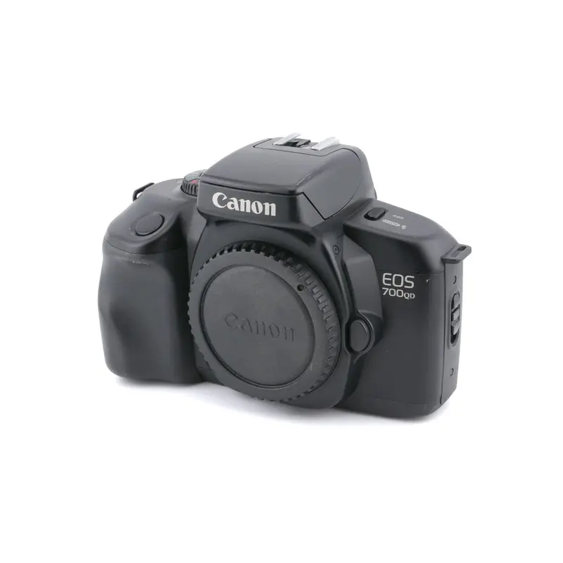 Canon EOS 700