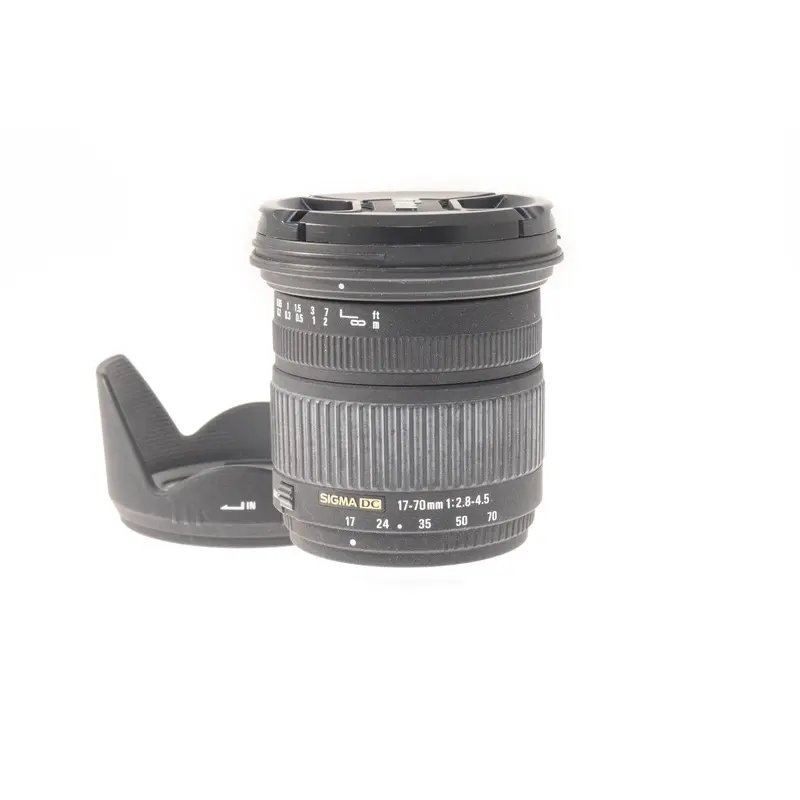 Sigma 17-70mm f2.8-4.5 DC Macro