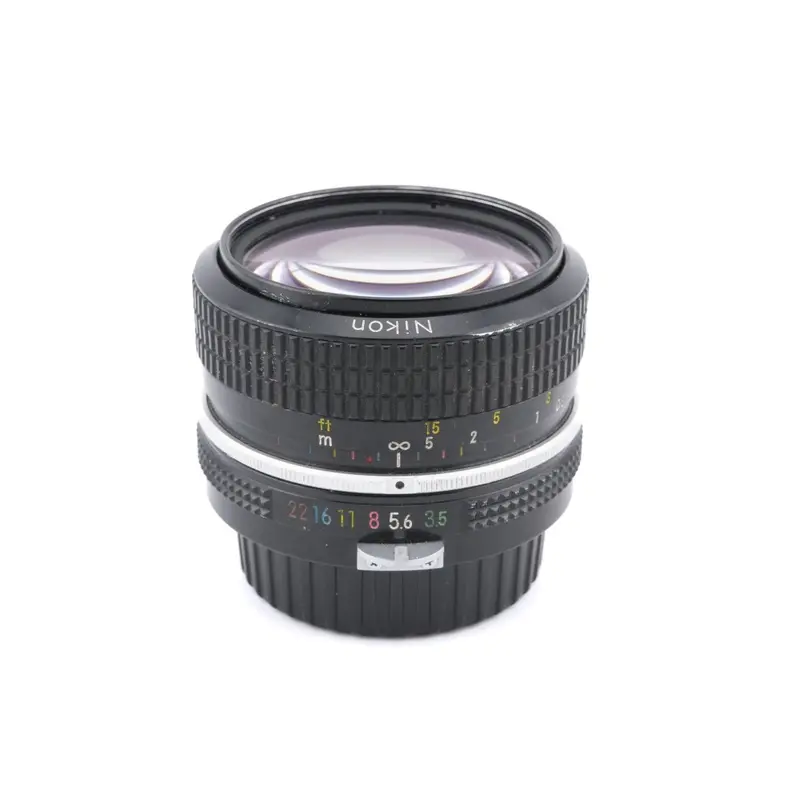 Nikon 28mm f3.5 Nikkor K Pre-AI