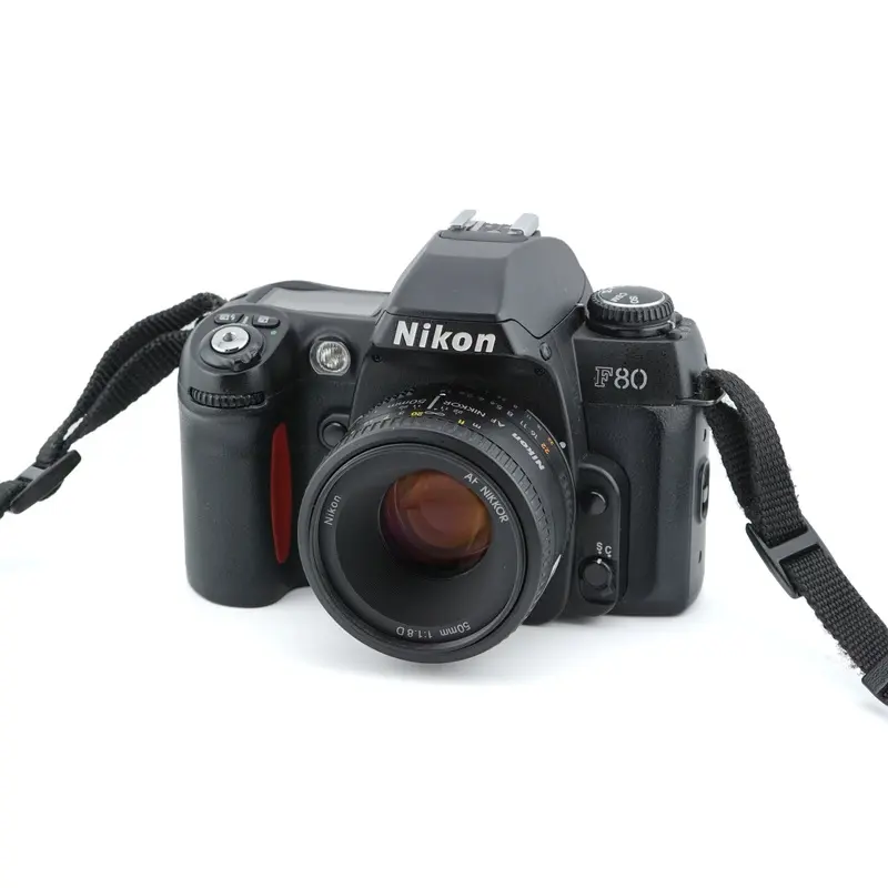 Nikon F80 + 50mm f1.8 AF Nikkor D