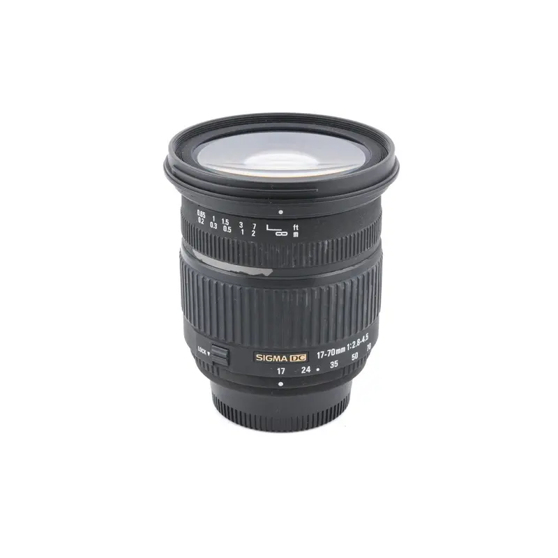 Sigma 17-70mm f2.8-4.5 DC