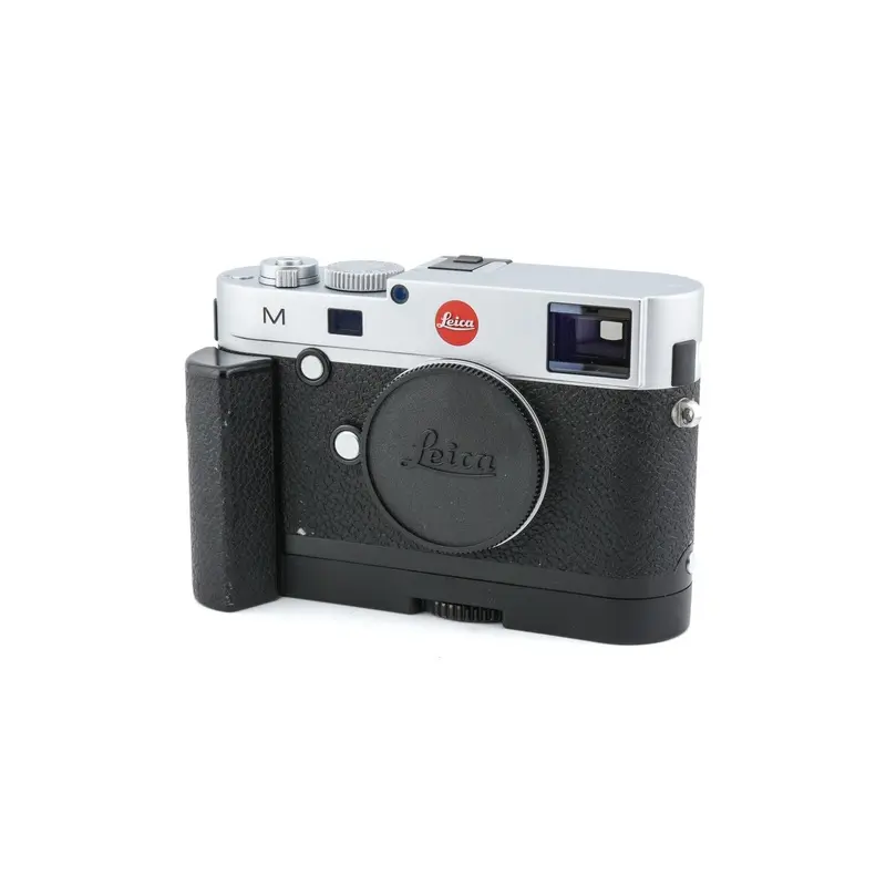 Leica M (Typ 240) + Multifunction Handgrip (14495)