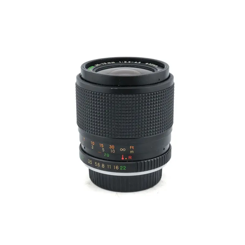 Yashica 35-70mm f3.5-4.5 MC