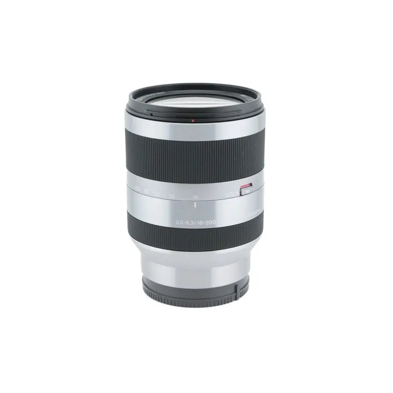 Sony 18-200mm f3.5-6.3 OSS