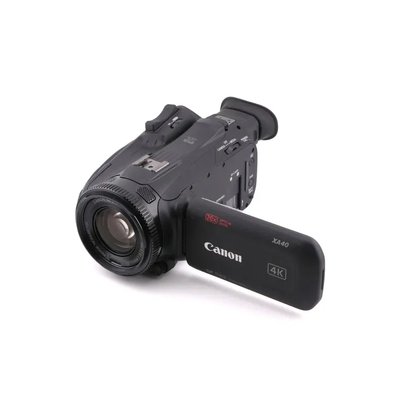 Canon XA40