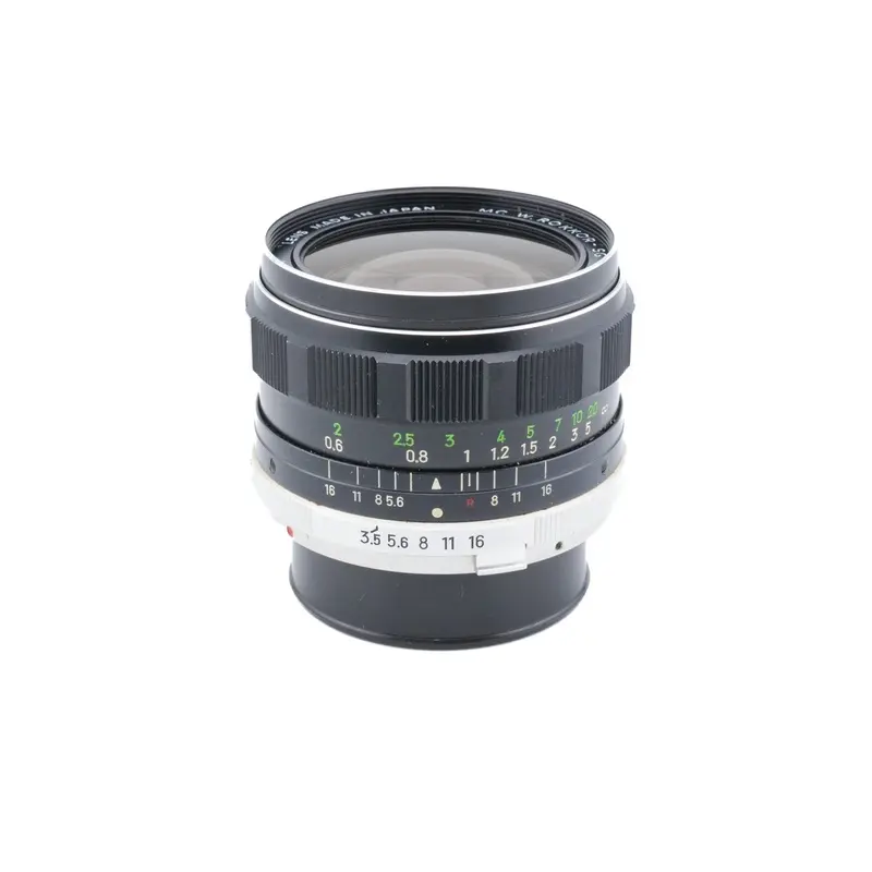 Minolta 28mm f3.5 MC W.Rokkor-SG