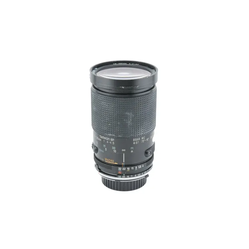 Tamron 28-135mm f4-4.5 SP BBAR MC 28A + Adaptall 2 - Minolta MD Adapter
