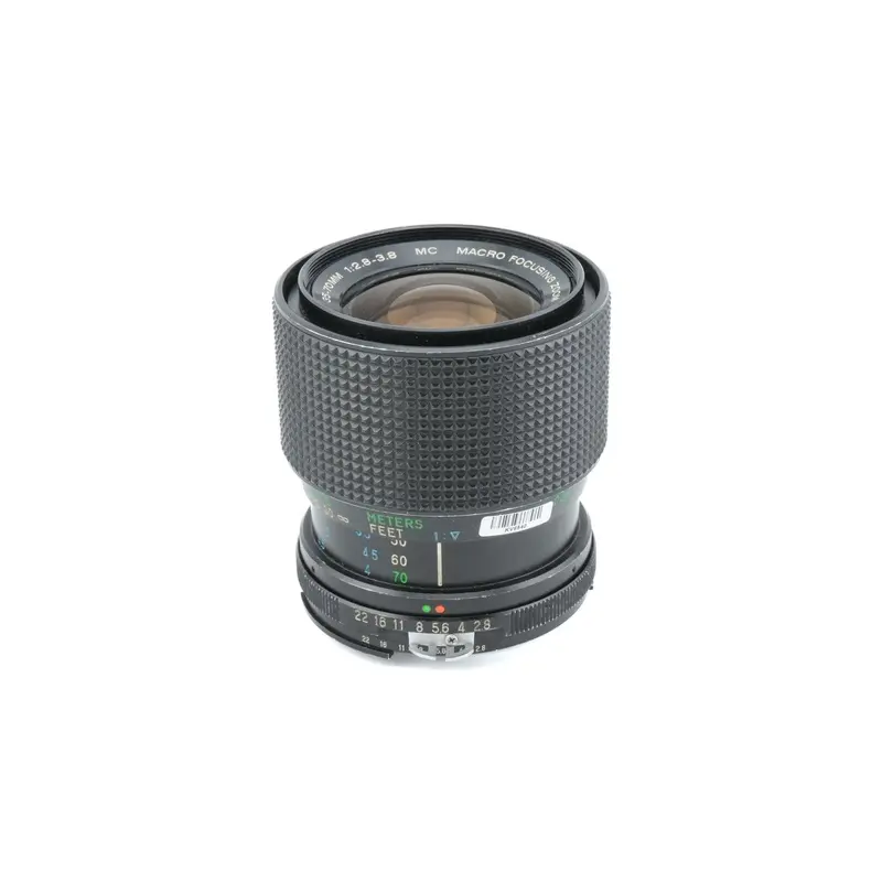 Vivitar 35-70mm f2.8-3.8 Macro Focusing Zoom MC