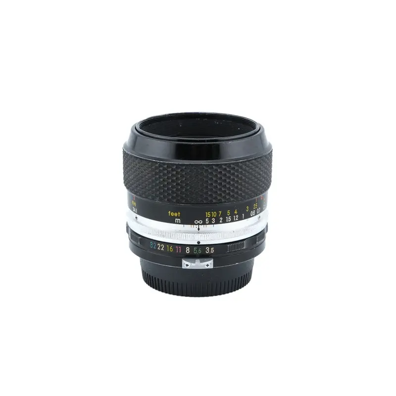 Nikon 55mm f3.5 Micro-Nikkor-P.C Auto Pre-AI