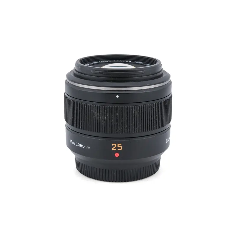 Panasonic 25mm f1.4 ASPH. Leica DG Summilux (H-X025)