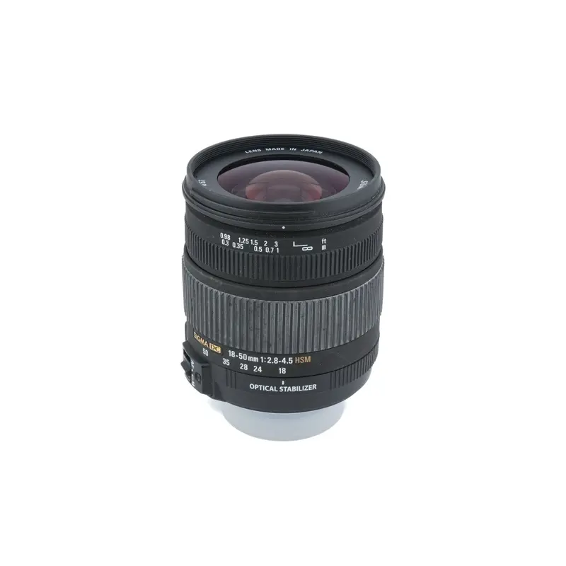 Sigma 18-50mm f2.8-4.5 DC OS HSM