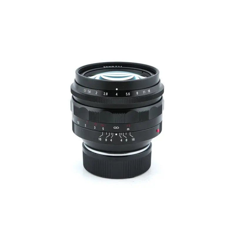 Voigtlnder 50mm f1.1 Nokton