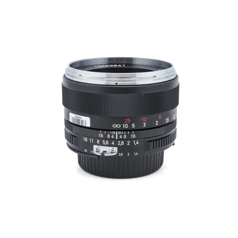 Carl Zeiss 50mm f1.4 Planar T* ZF AI-S