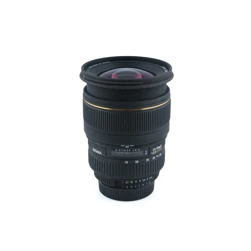 Sigma 24-70mm f2.8 EX DG D