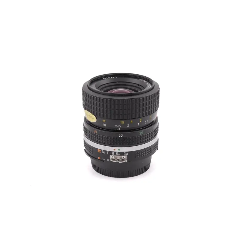 Nikon 35-70mm f3.3-4.5 Zoom-Nikkor AI-S