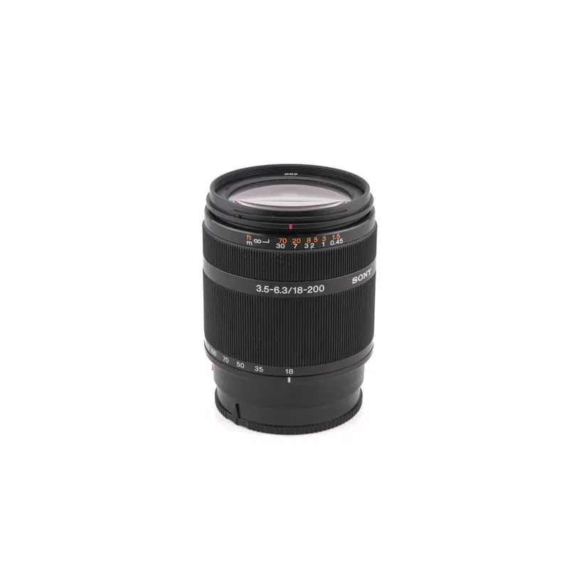 Sony 18-200mm f3.5-6.3 DT