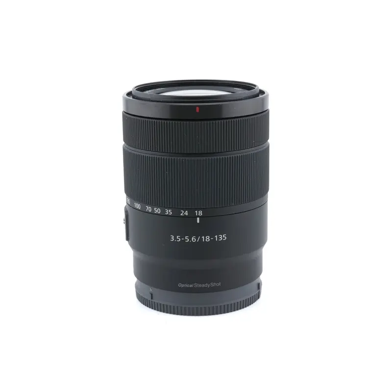 Sony 18-135mm f3.5-5.6 OSS