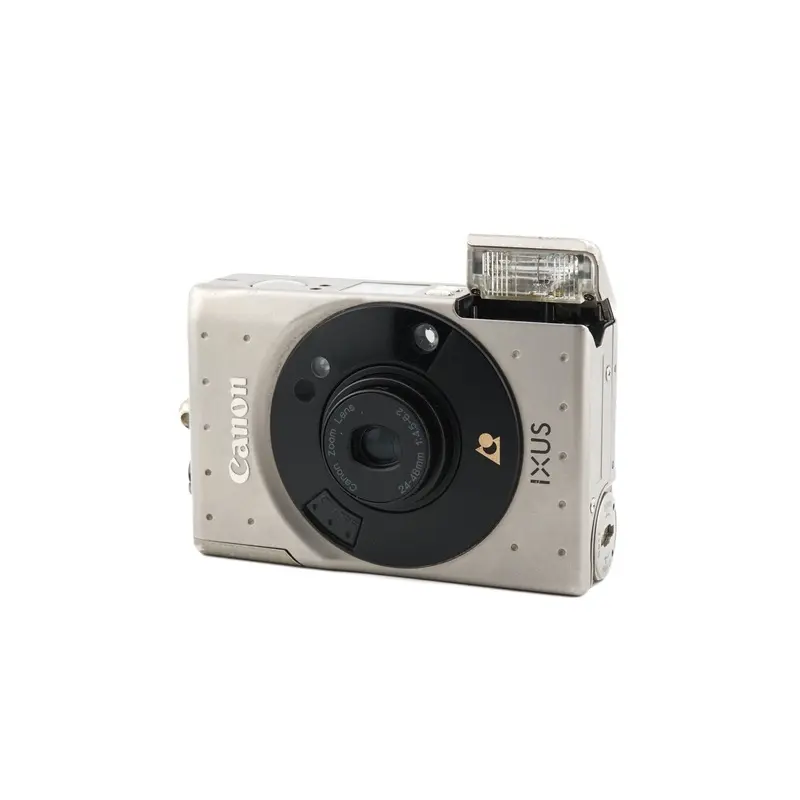 Canon IXUS