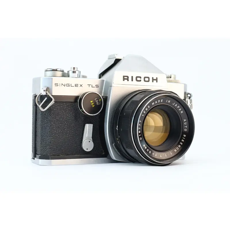Ricoh singles TLS with 50mm 1:1,7