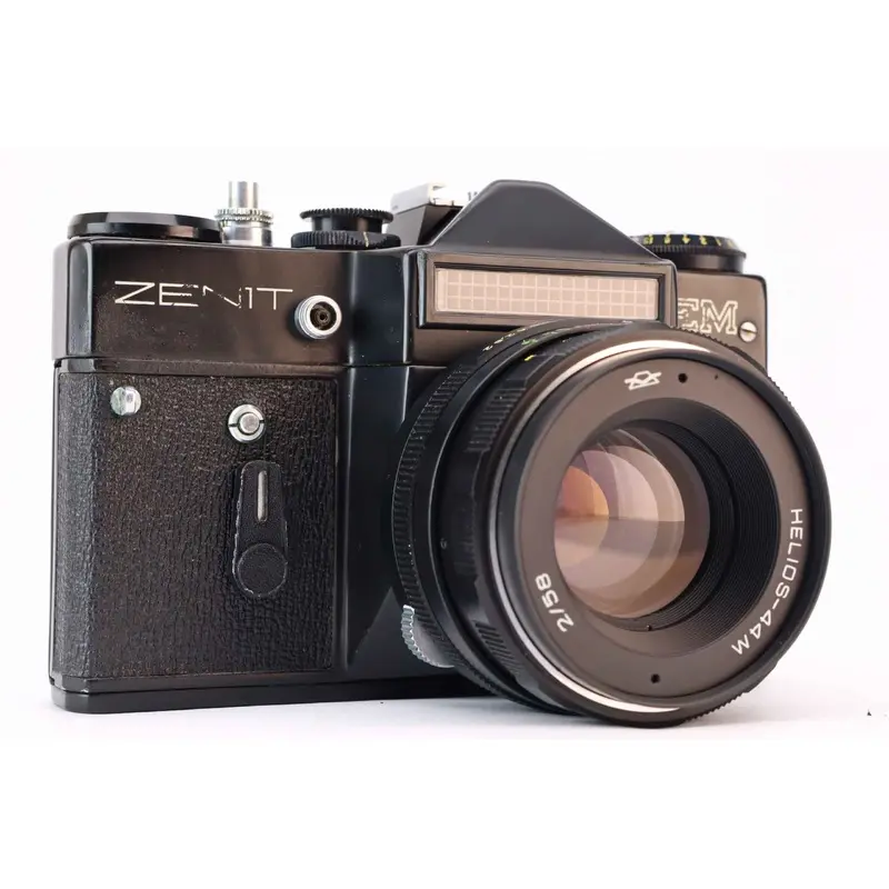 Zenit EM + Helios 44m 2/58 * Unique Bokeh