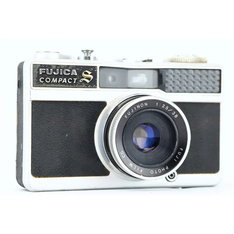 Fujica compact S 2.5/38