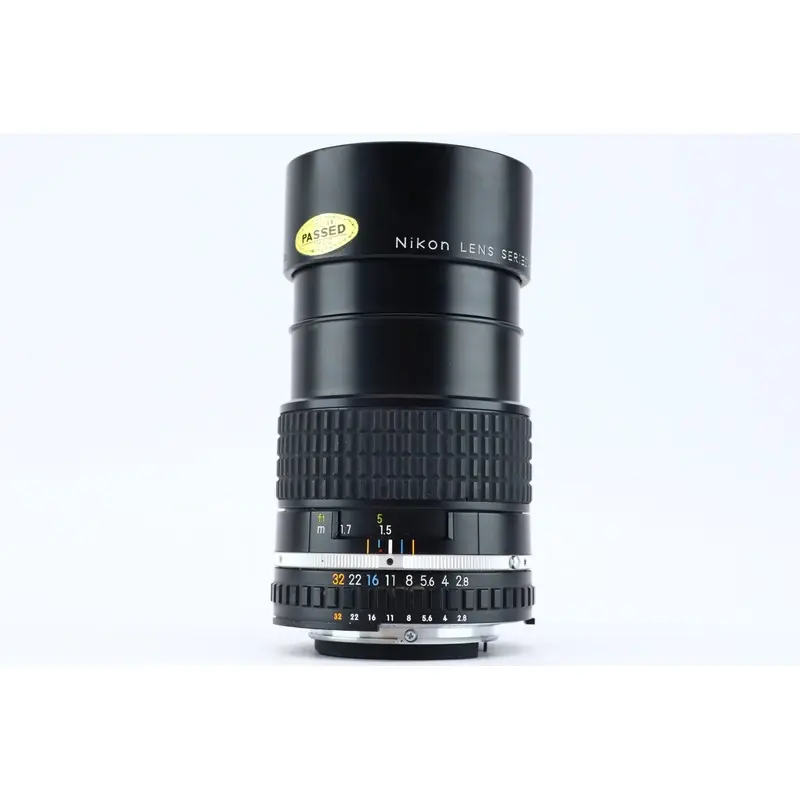 Nikon Series E 135mm 1:2,8 lens