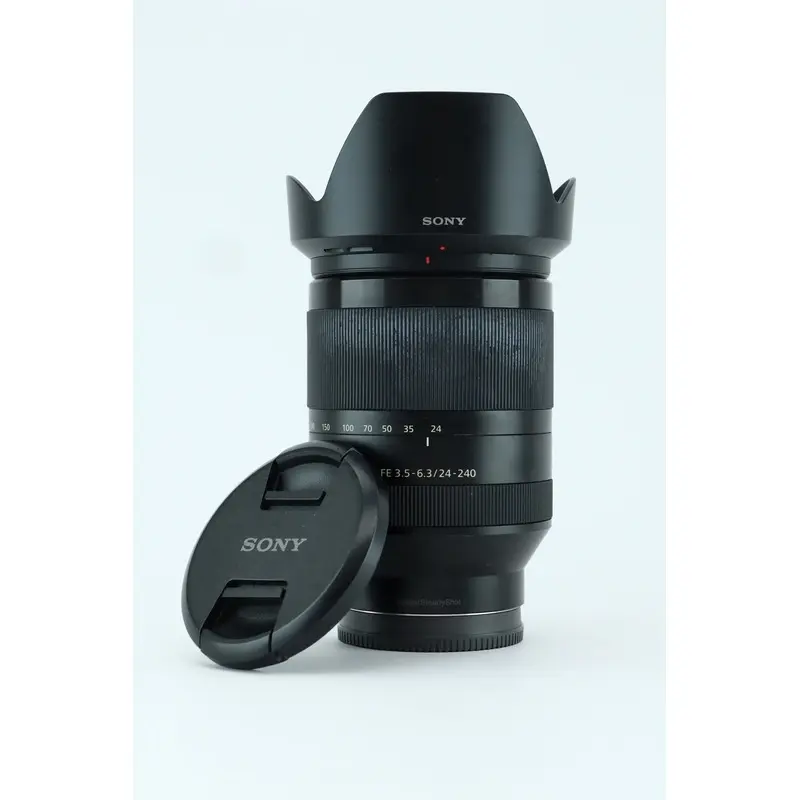 Sony FE 24-240mm 3.5-6.3 OSS