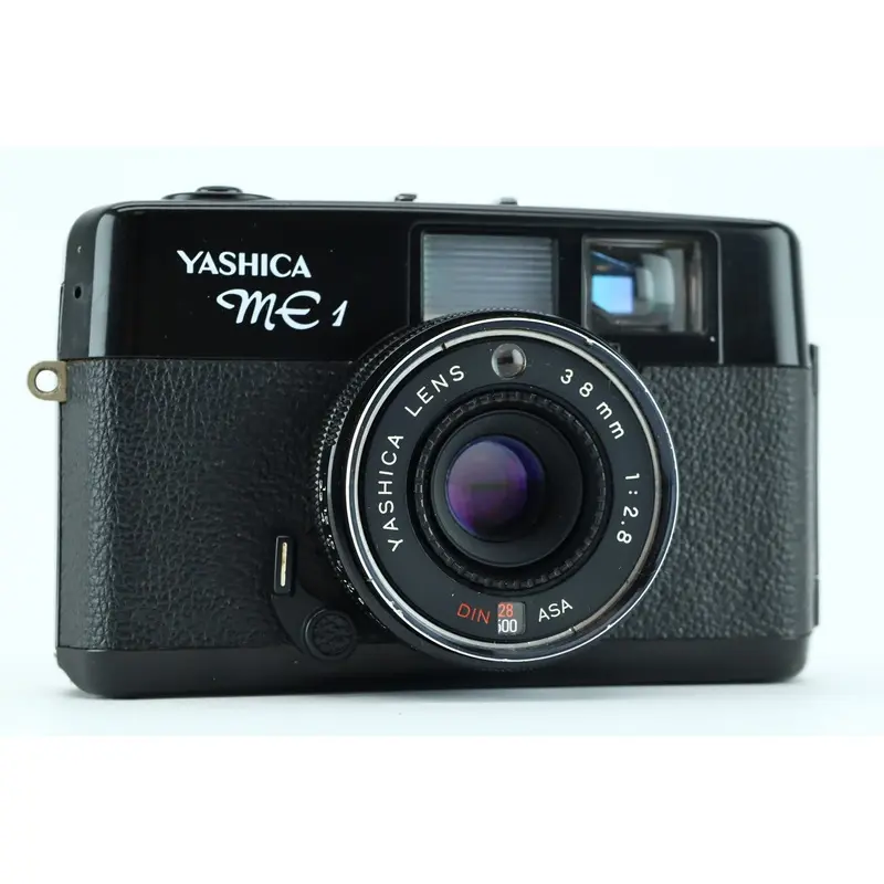 Yashica ME1 + 38mm 2,8