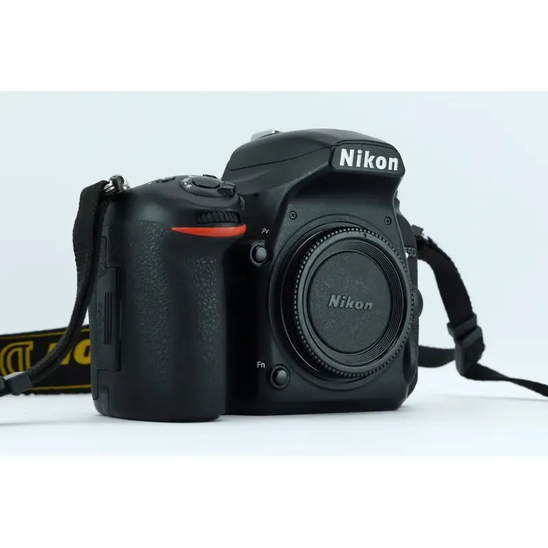 Nikon D750 DSLR camera