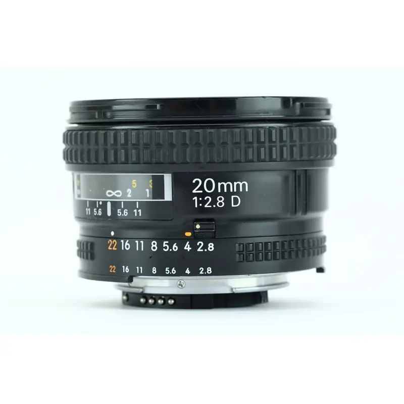 Nikon AF NIKKOR 20mm 2,8D