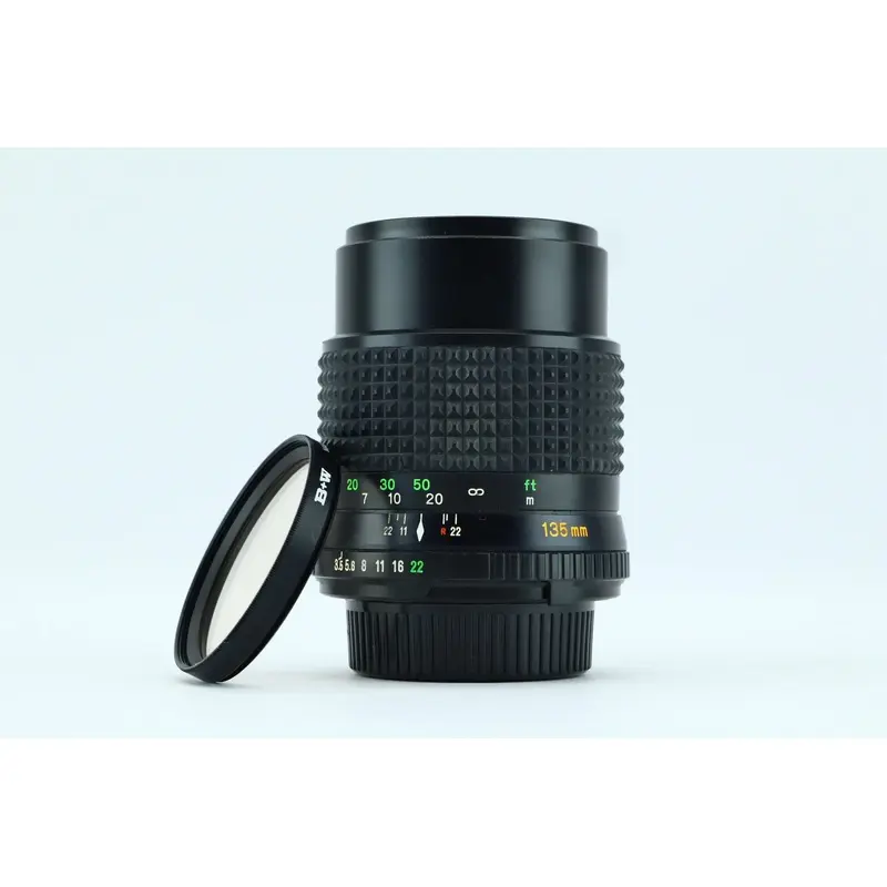 Minolta MD tele Rokkor 135mm 1:3.5 lens