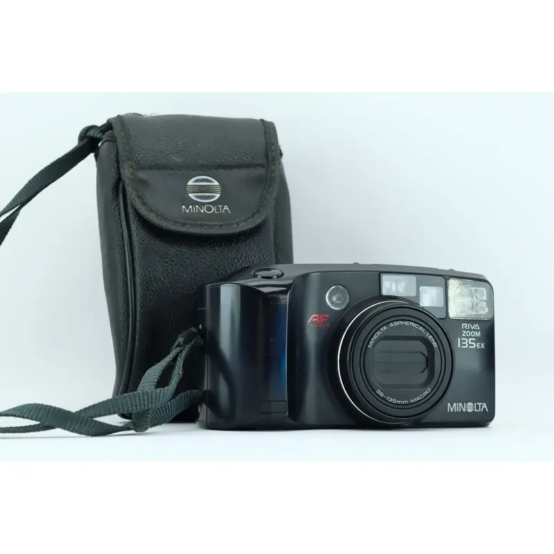 Minolta Riva zoom 135 EX | 38-135mm lens