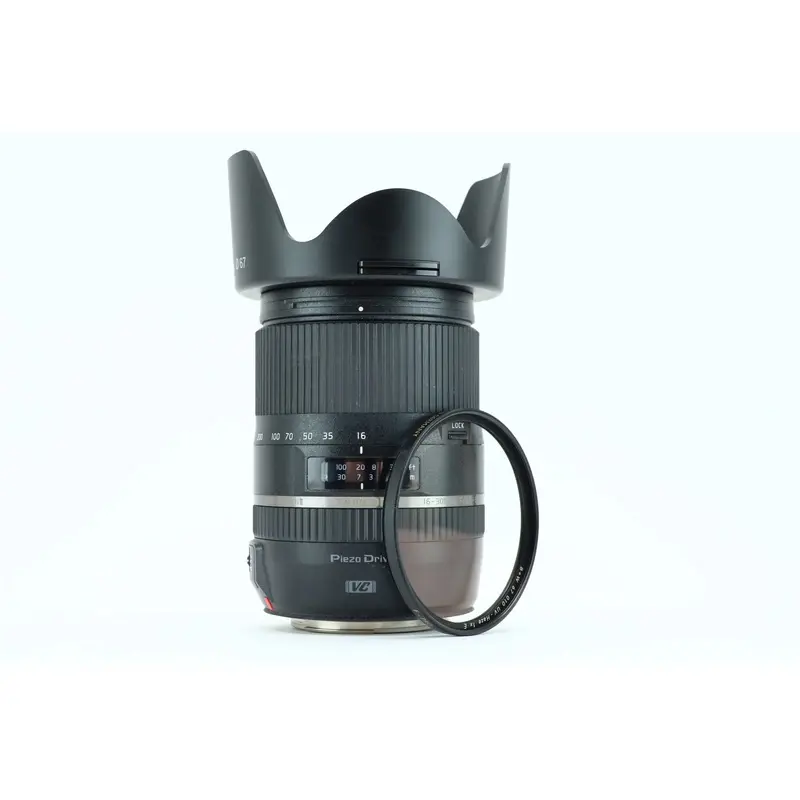 tamron piezo drive 16-300 F/3.5-6.3