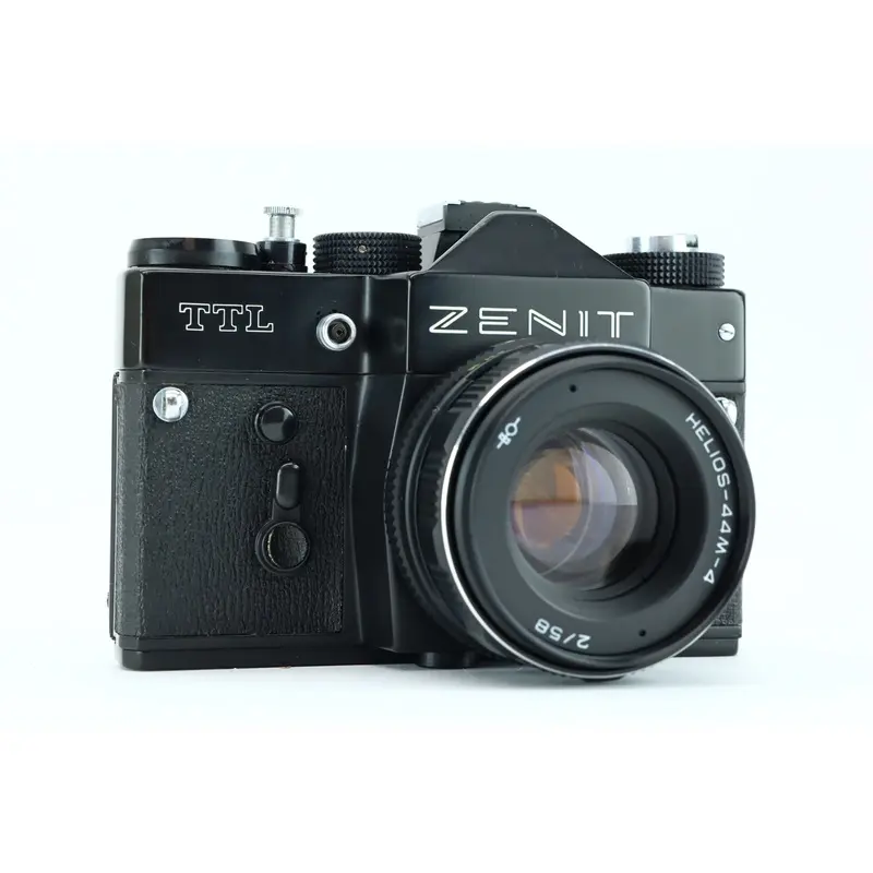 Zenit TTL + Helios 44M-4 58mm 2.0