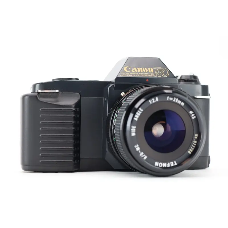 Canon T50 + 28mm 2,8