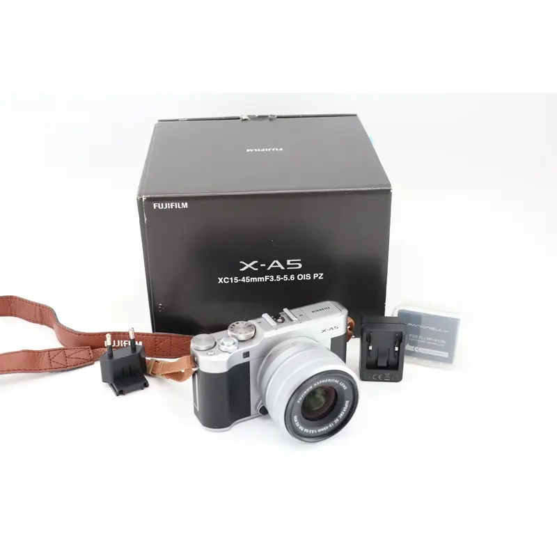 Fujifilm X-A5 + XC 15-45mm 3,5-5,6 OIS PZ
