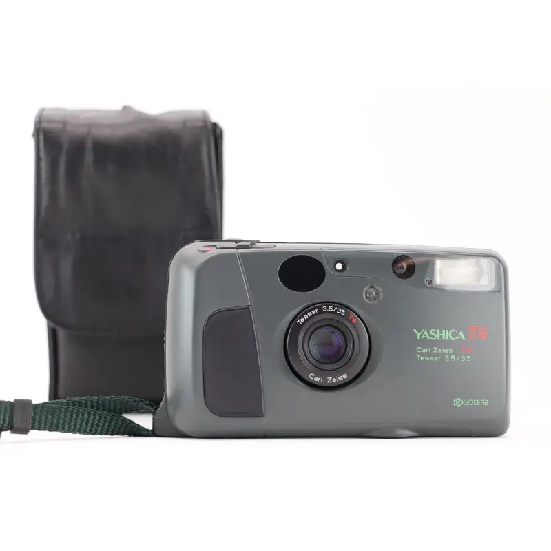 Yashica T4 35mm 3,5 Safari limited edition