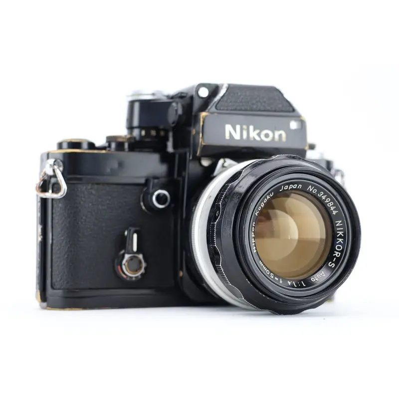 Nikon F2 + 50mm 1.4