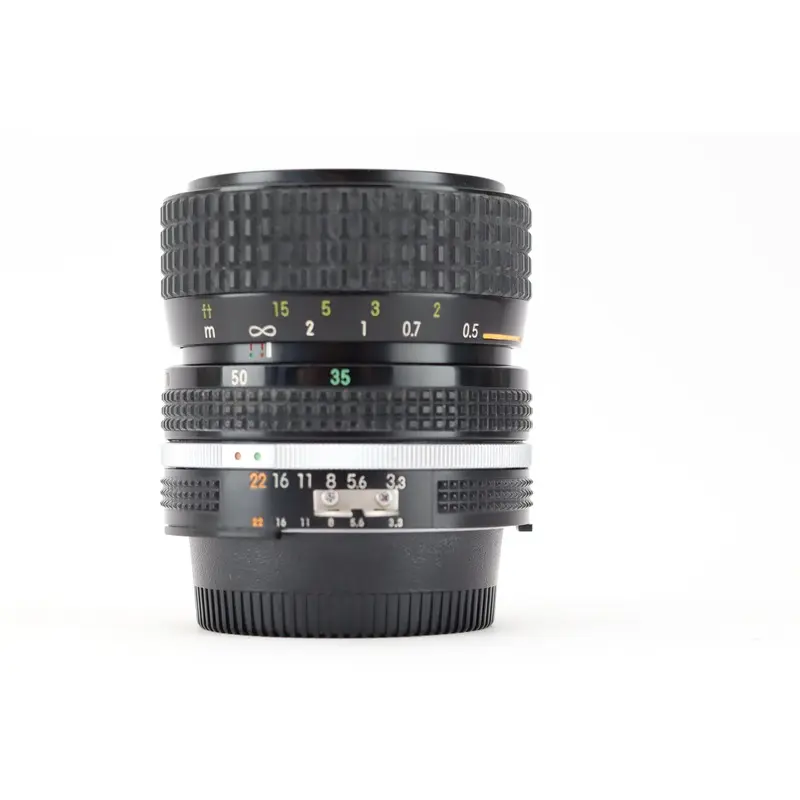 Nikon NIKKOR 35-70mm 3,3-4,5