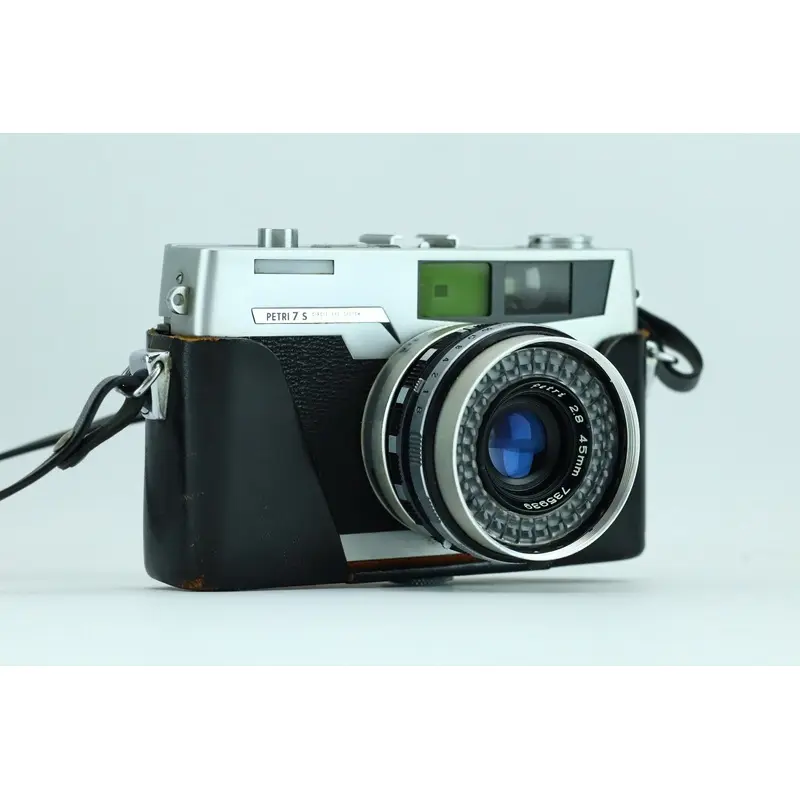 Petri 7S Cirlce-Eye System with Petri 2.8 45mm lens