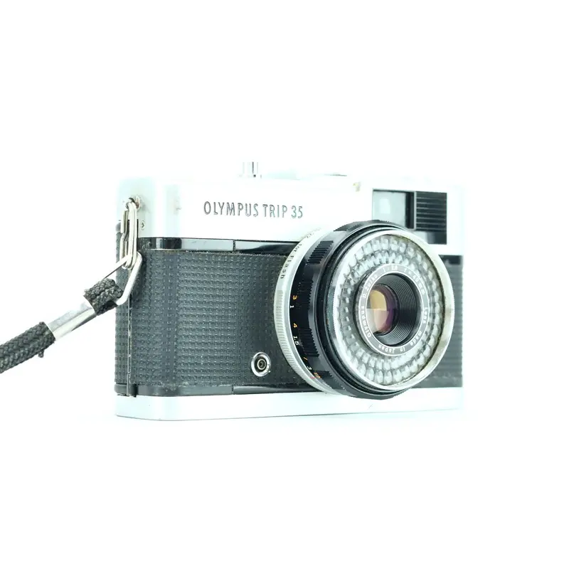 Olympus Trip 35 with Olympus D.Zuiko 1:2.8 f=40mm