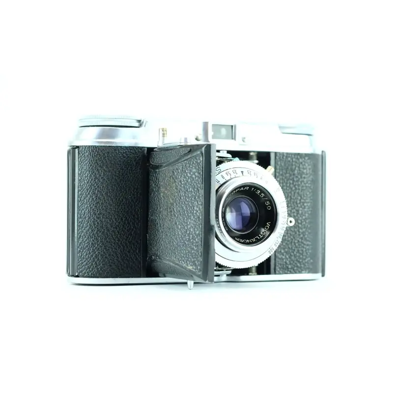 Voigtlnder Vito II with Color-Skopar 1:3.5/50 lens