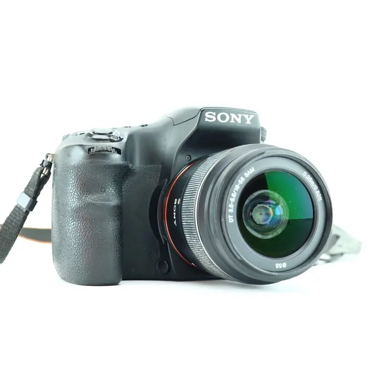 Sony A68 with Sony DT 1:3.5-5.6 18-55mm SAM lens
