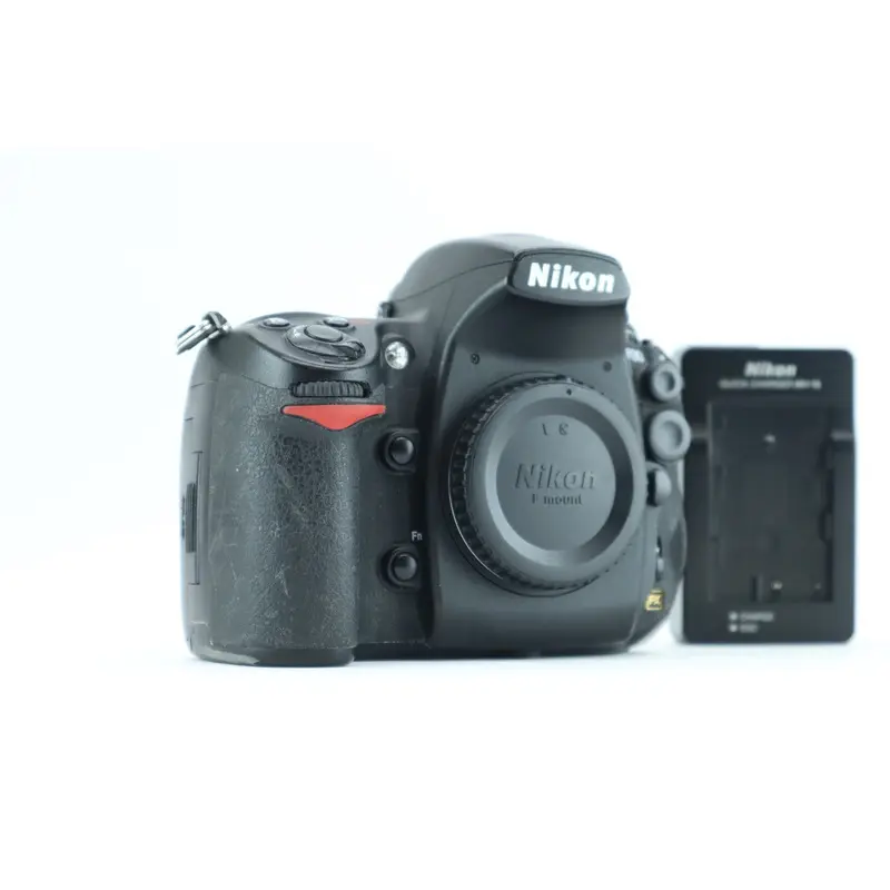 Nikon D700 DSLR camera with F mount