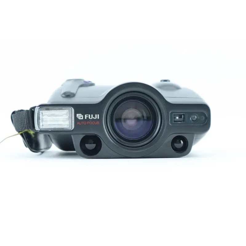 Fuji FZ-300 Zoom Date with 38-115mm
